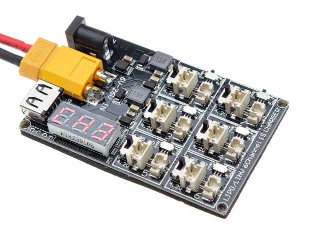 Зарядний пристрій AKK для 6-ти 1S LiPo/LiPoHV акумуляторів, Світлина 3