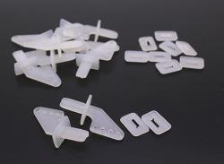 Нейлонові кабанчики 18х12х8мм з фіксатором